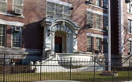Newcomers High School